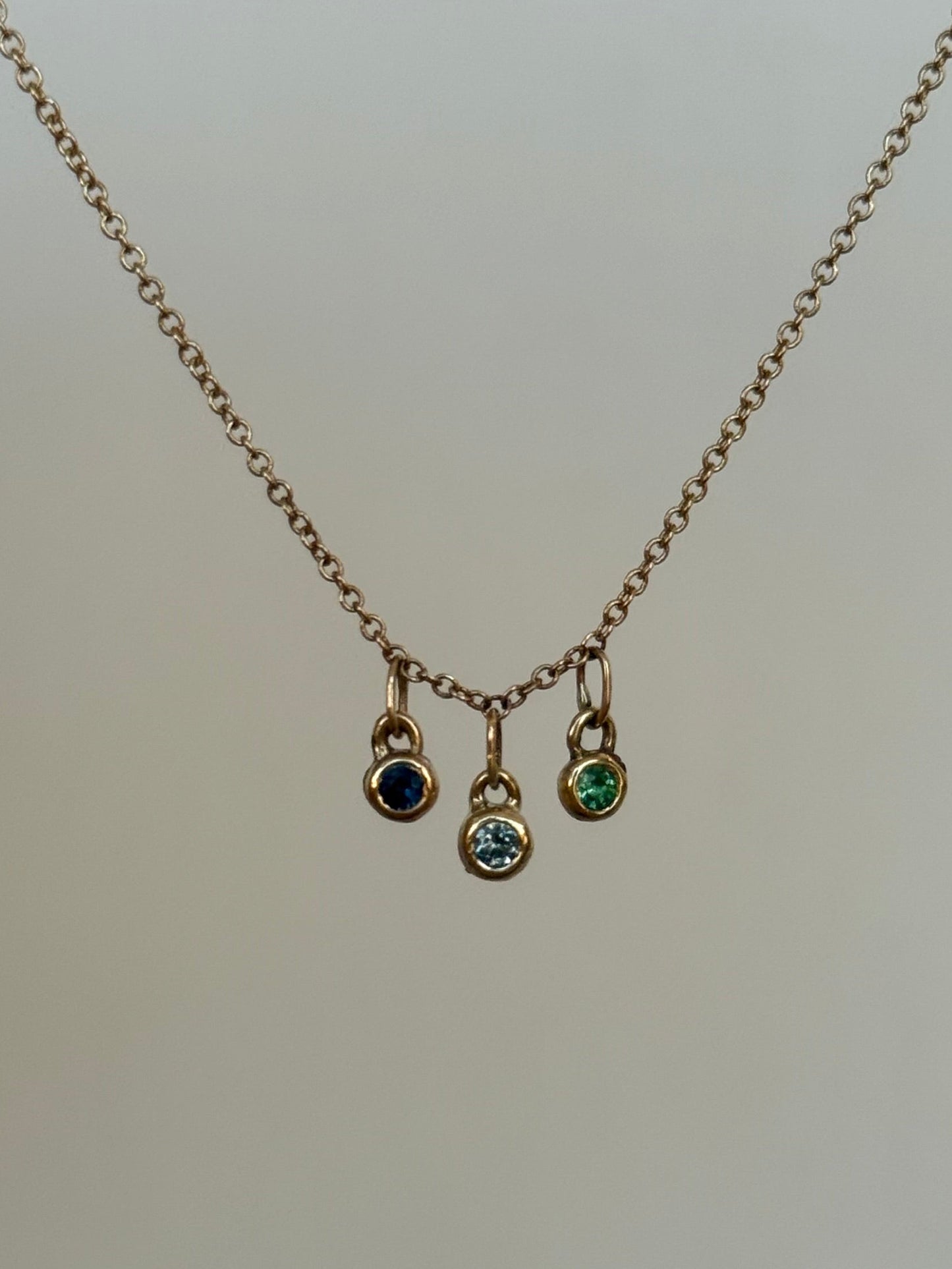 3 GEMSTONE NECKLACE