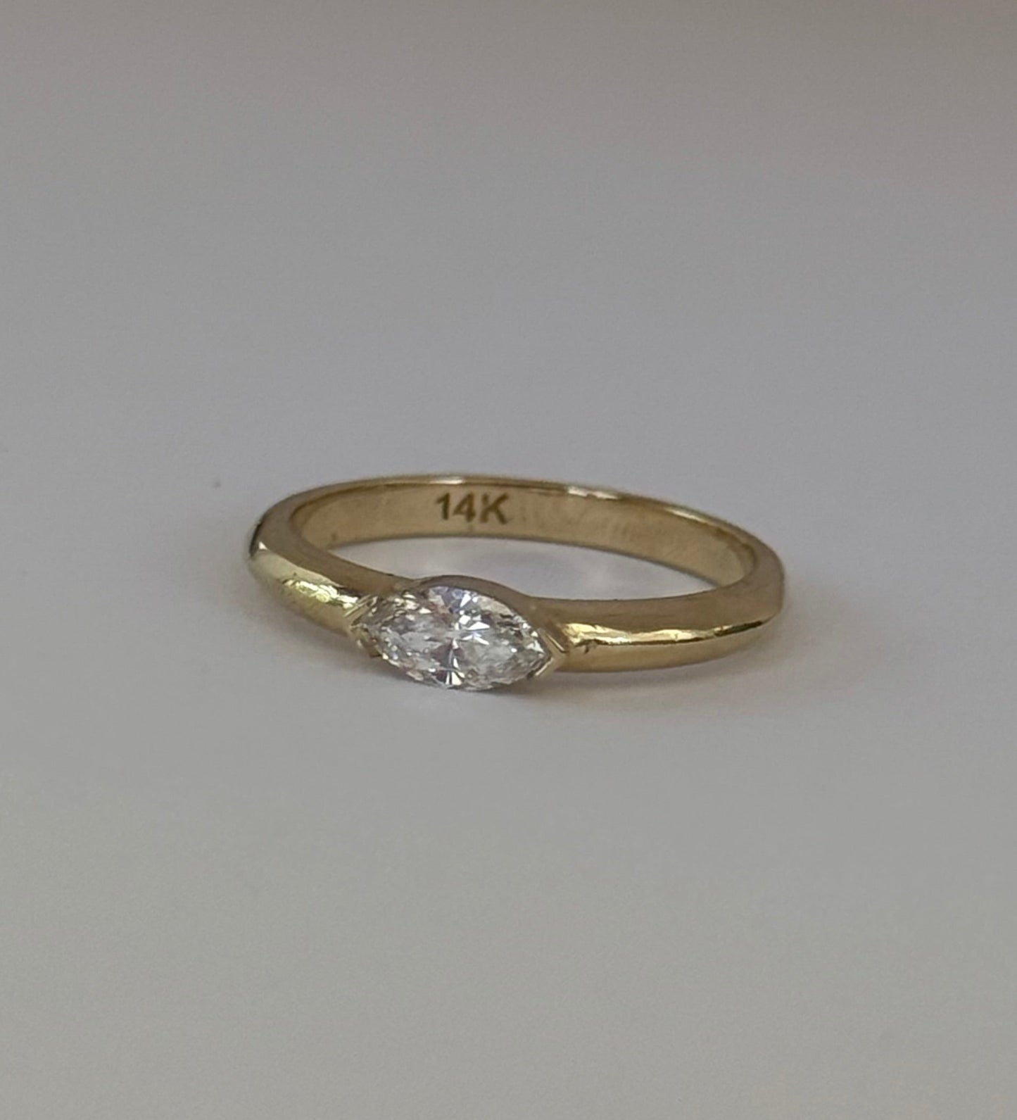 MARQUISE DIAMOND RING