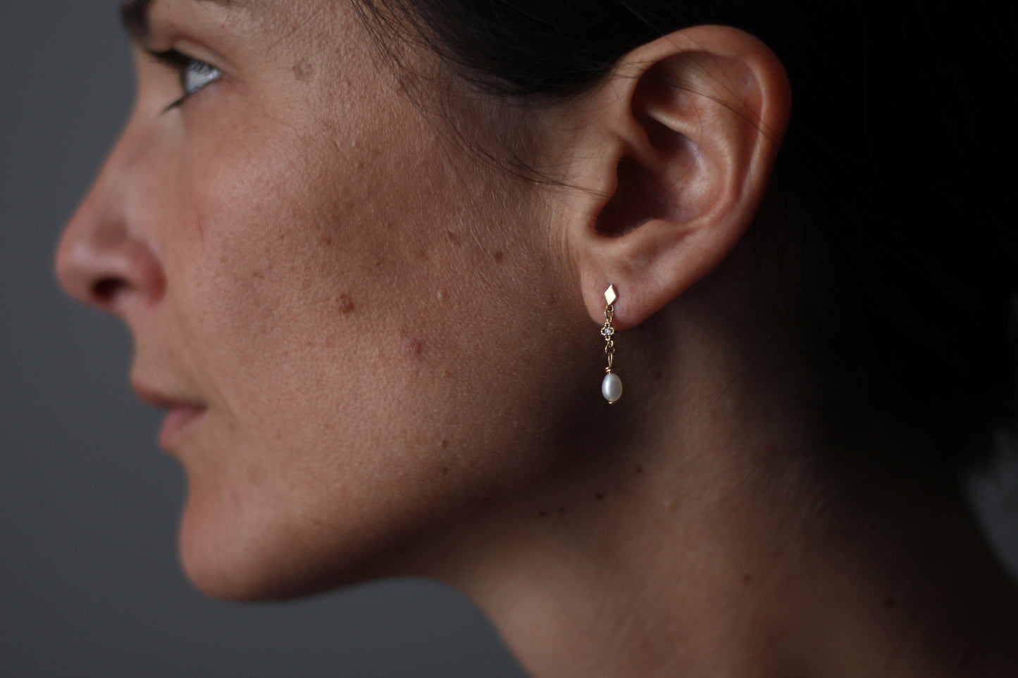 FLOWER DROP EARRINGS