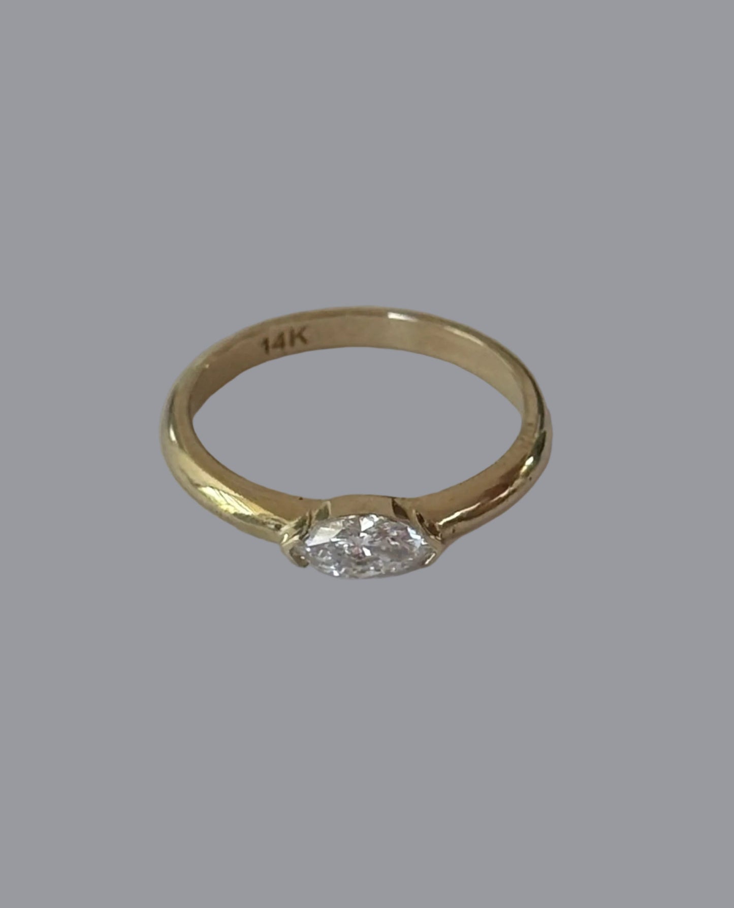 MARQUISE DIAMOND RING